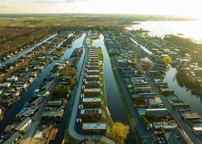 Marinapark Residentie Nieuw Loosdrecht Villa